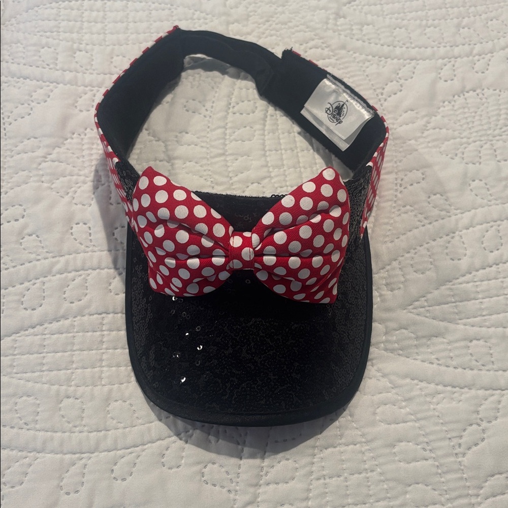 Minnie Mouse Bow Sun Visor NEW Walt Disney World